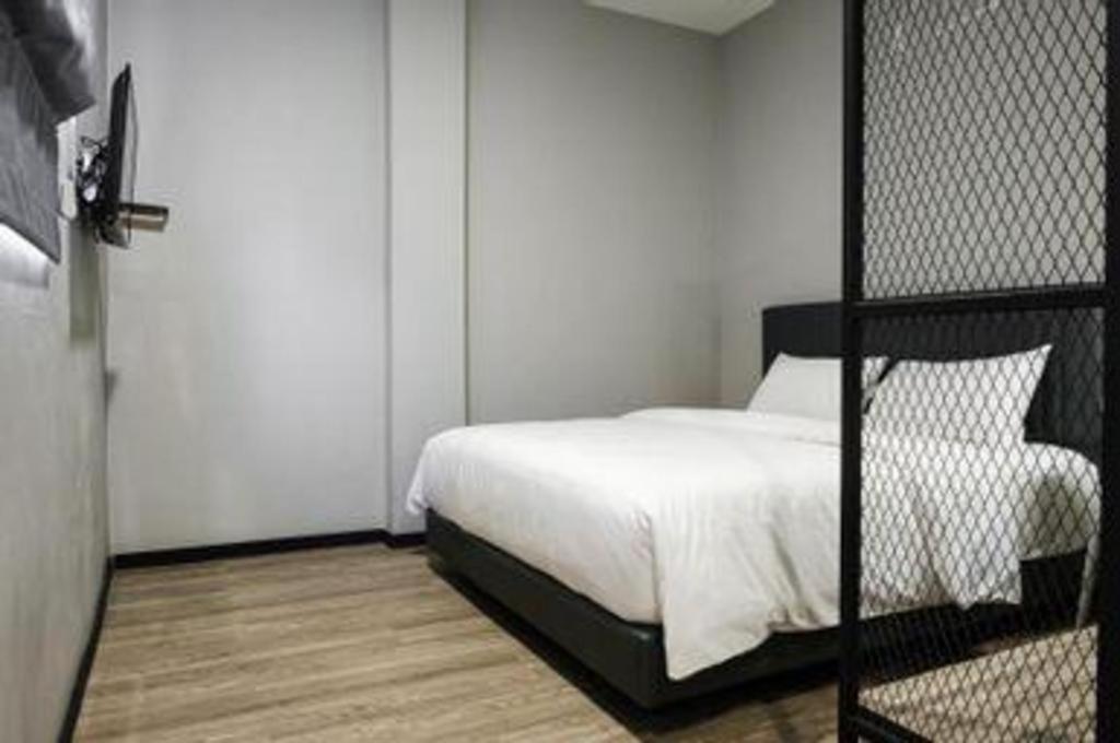 Oyo 568 Rajawali Homestay Palembang Esterno foto